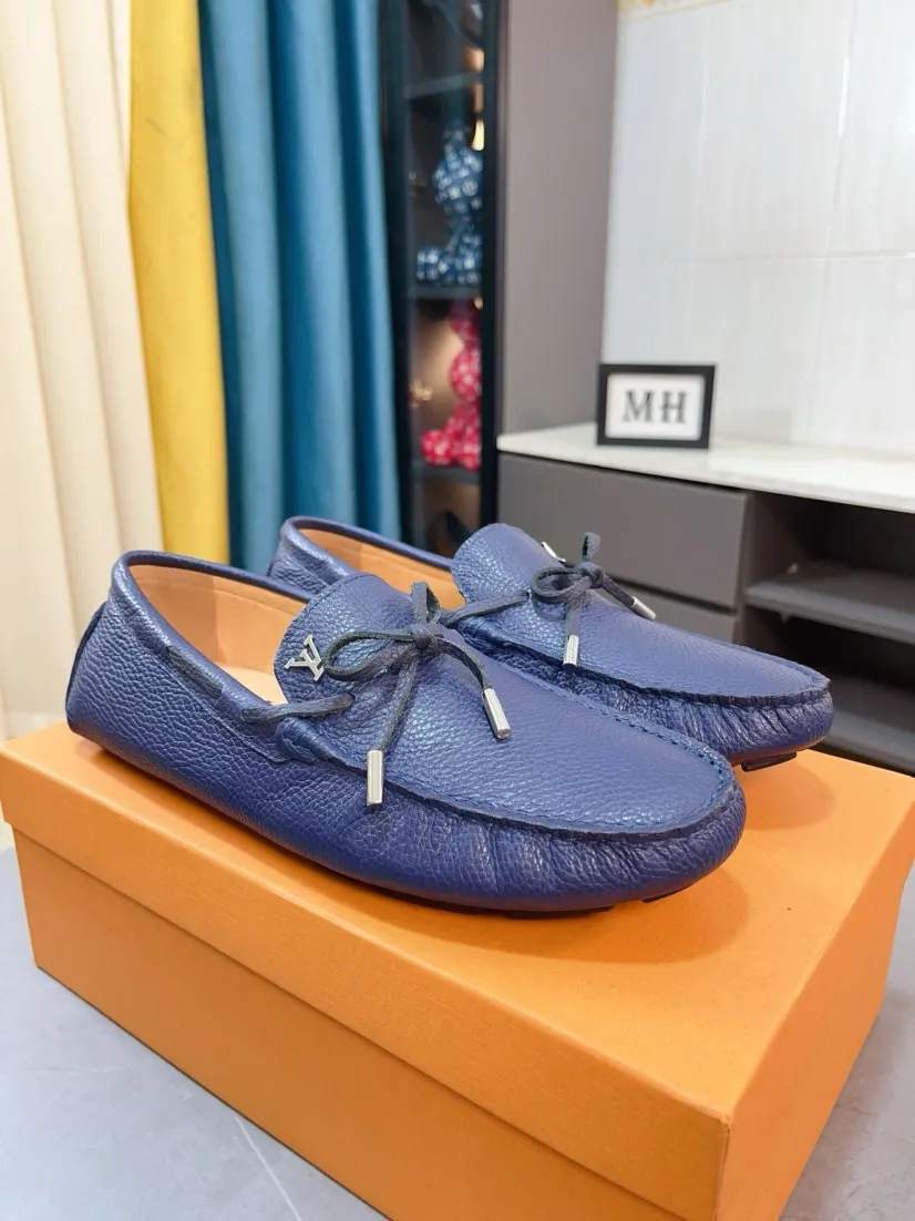 Men's men's shoes💰400🌹🌹[LV Louis Vuitton] New men's beanie shoes💝💝.. Top-grade imported cowhide embossed➕Comfortable leather lining. It is extremely skin-friendly and comfortable, feels very delicate, and the shape is very correct! Perfectly reflects the three-dimensional sense, code number: 38-44